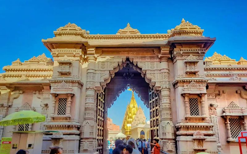 kashi-vishhwanath-temple-varanasi-india kashi-vishhwanath-temple-varanasi-india